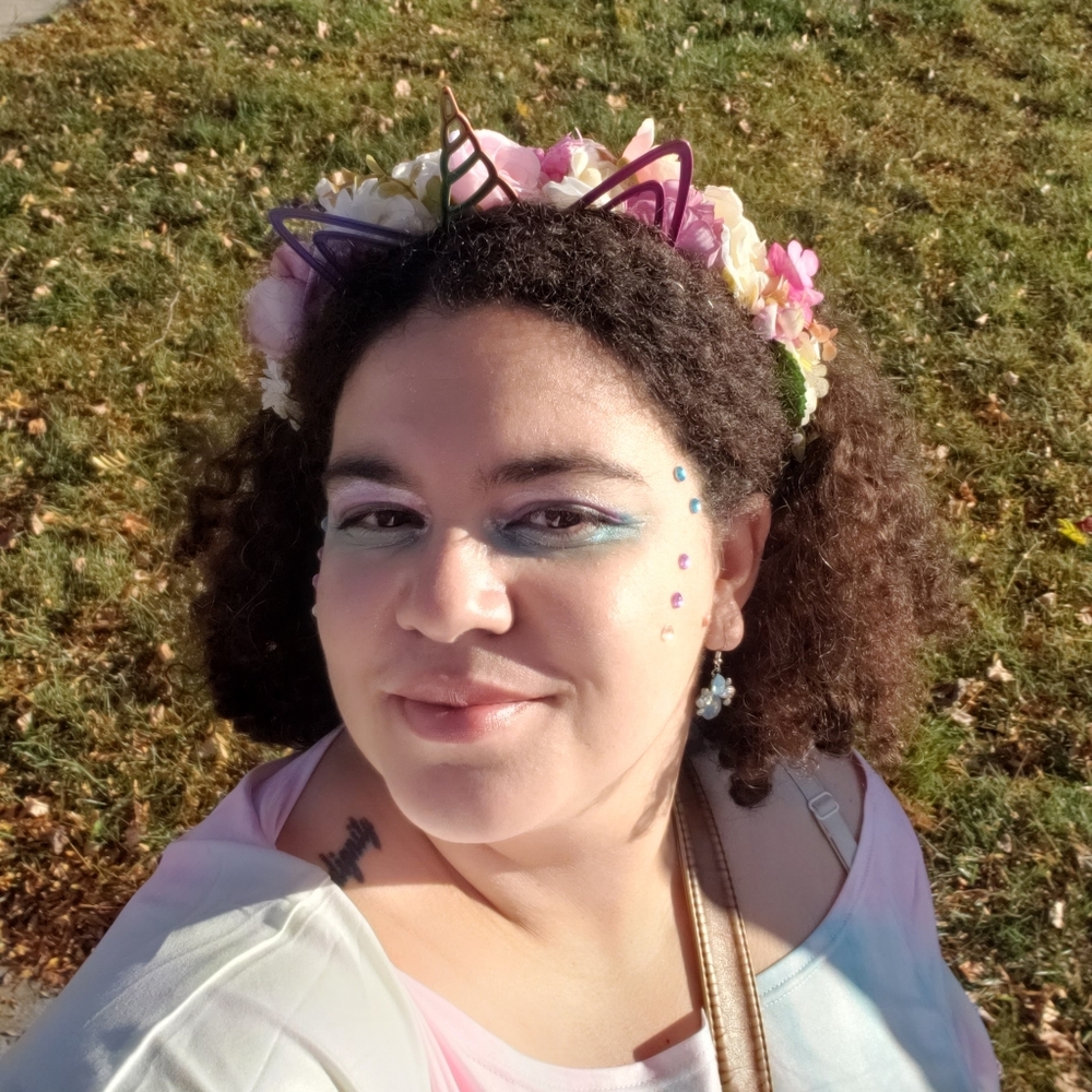 Meet your Posher, Violette